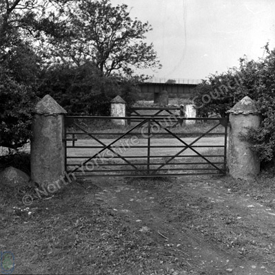 Musgrave, Gateposts